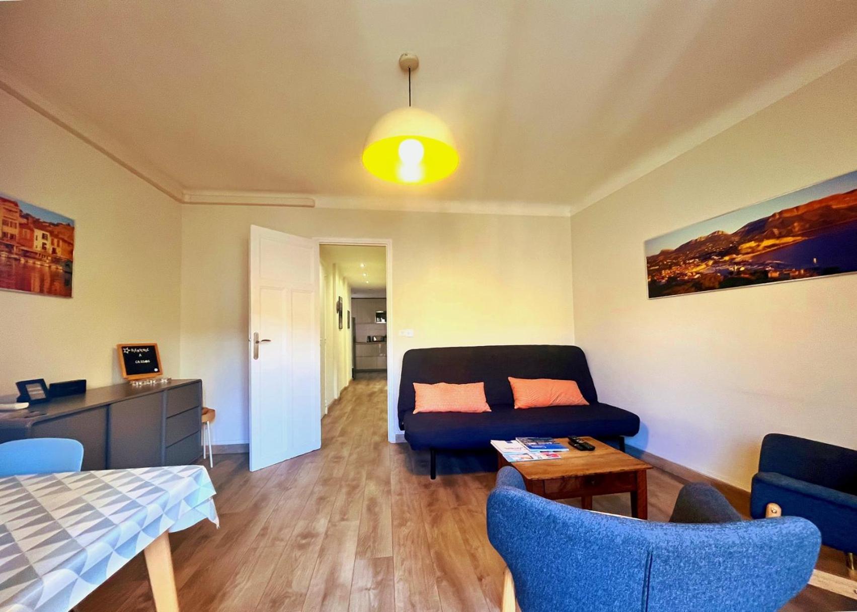Le 13 Apartment Cassis Exterior photo
